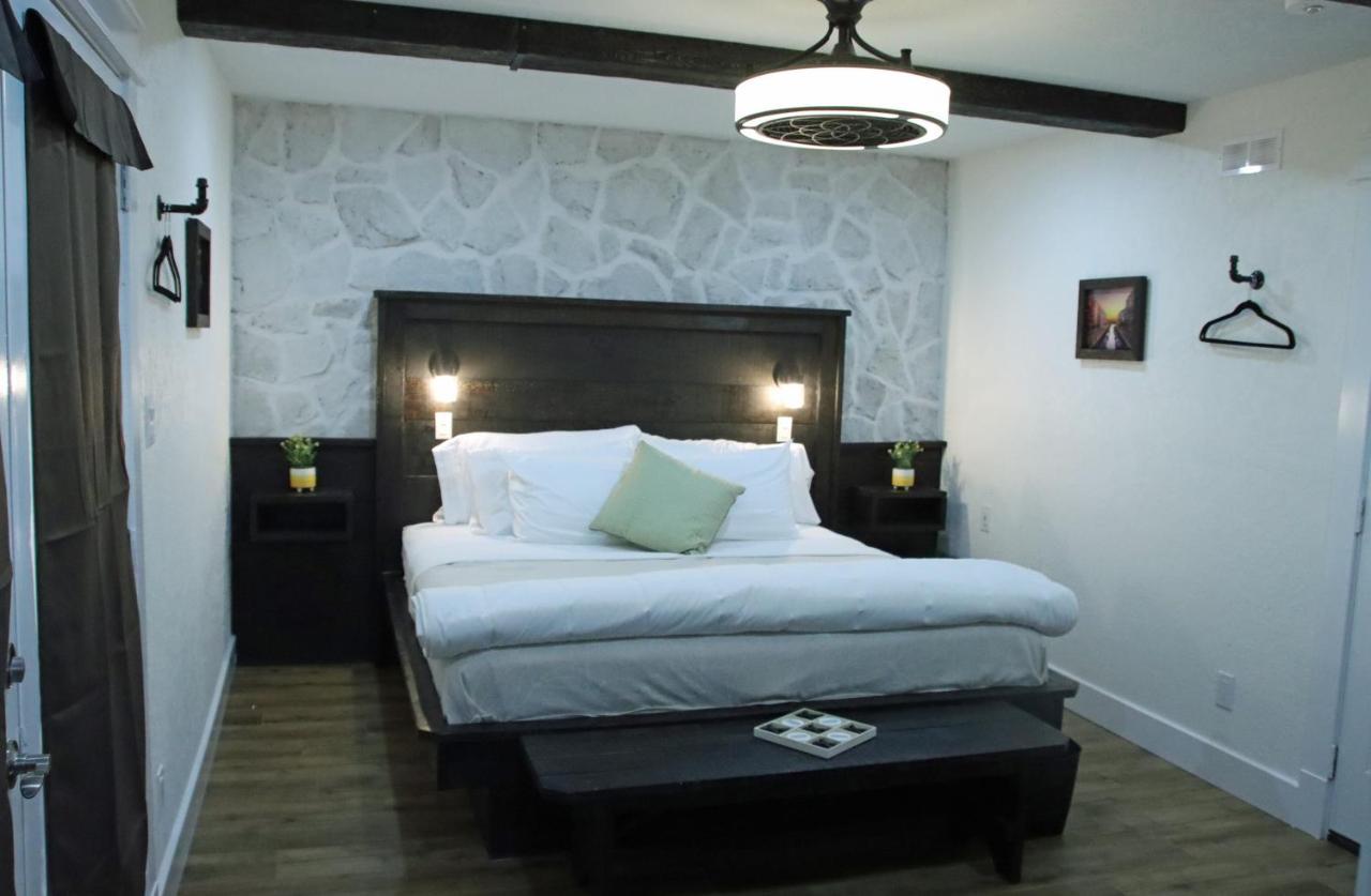 Di Casa - Boutique Bed & Breakfast